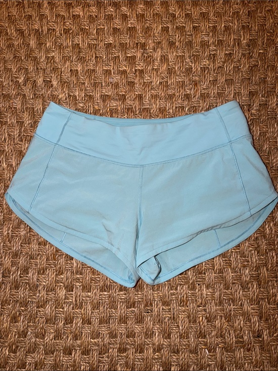 lululemon athletica Pants - lululemon Light Blue Women’s Low Rise Speed Up Shorts Size 4 Reg